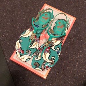 Circus T-strap Green Sandals